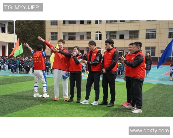 奥运冠军助力西部校园公益行 点燃孩子们的体育梦想与希望